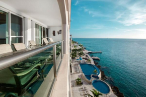 Luxury Penthouse with Incredible Ocean View and Sunsets Cantil PHCN